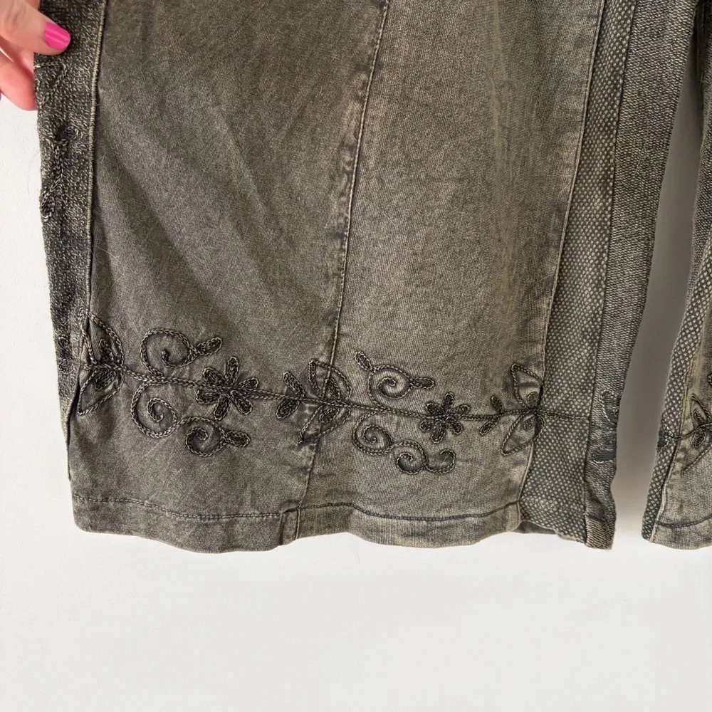 Young Threads Washed Olive Green Embroidered Wide Leg Casual Boho Pants M - Picture 3 of 11